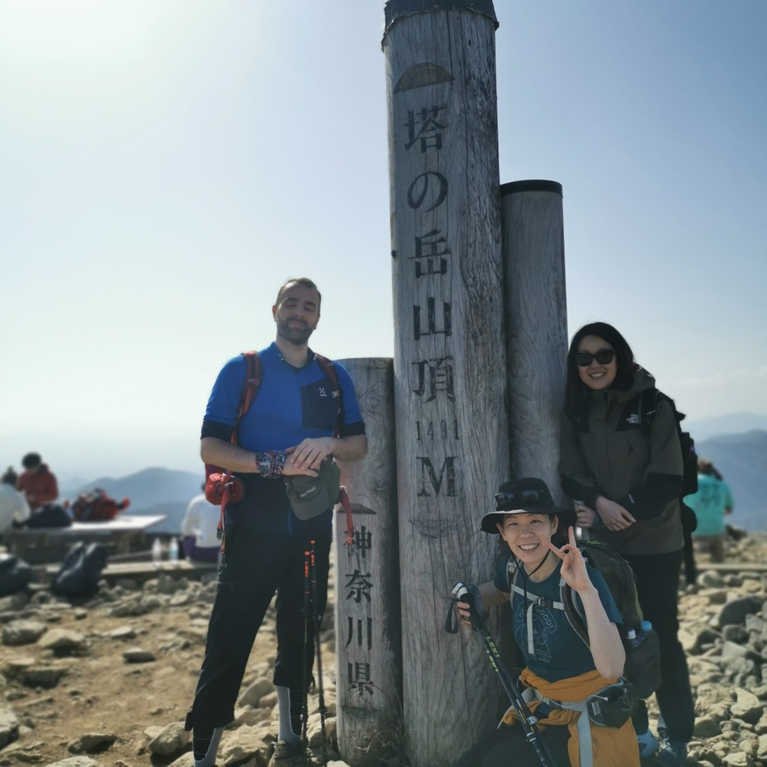 Foto de grup al cim de Tonodake