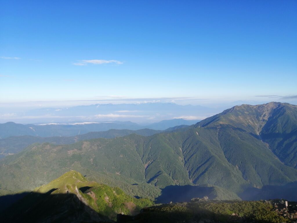 Vistes de les muntanyes al voltant de Kitadake