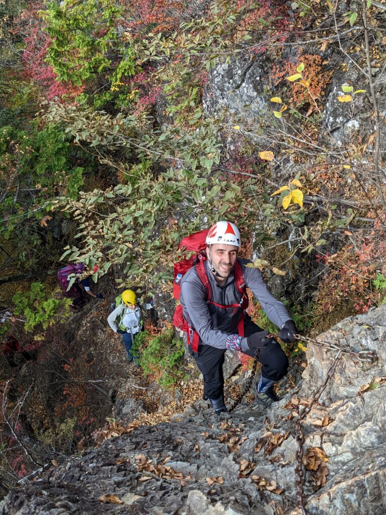 Tram exigent cap al cim de Ryokami