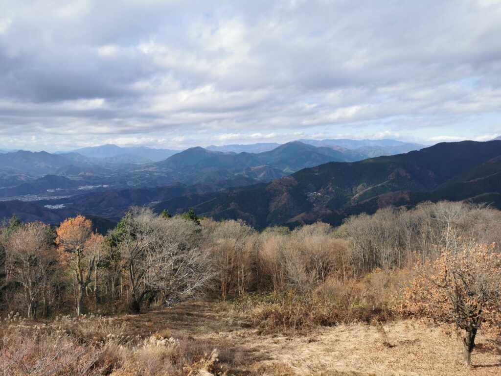 Muntanyes la voltant del mont Jinba