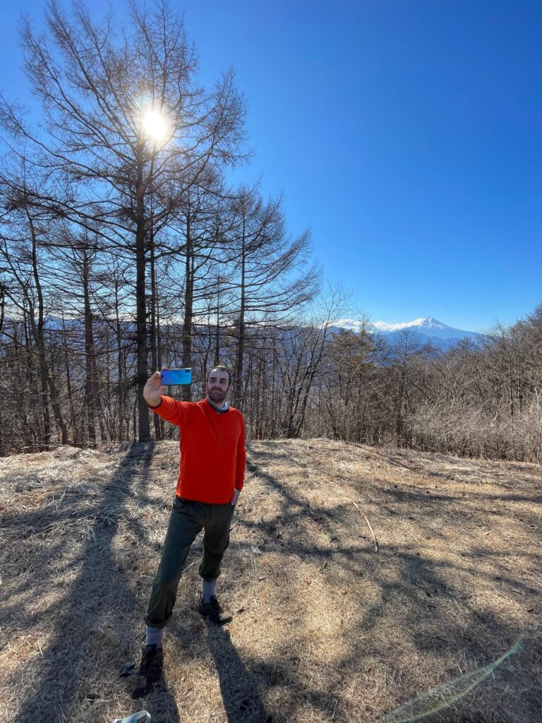 Fent-se un selfi al cim d'Ougiyama